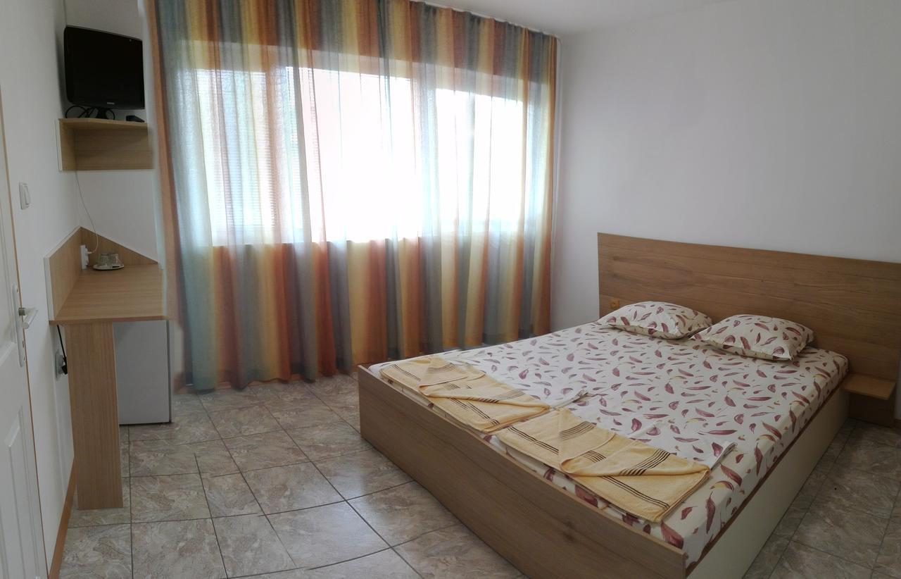 Eleonor Guest House Byala  Exterior photo